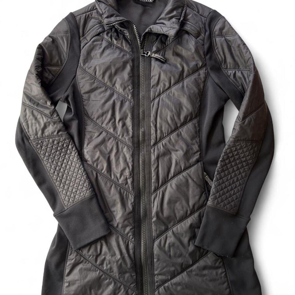 Athleta Rock Ridge Primaloft jacket, black mid-length quilted puffer